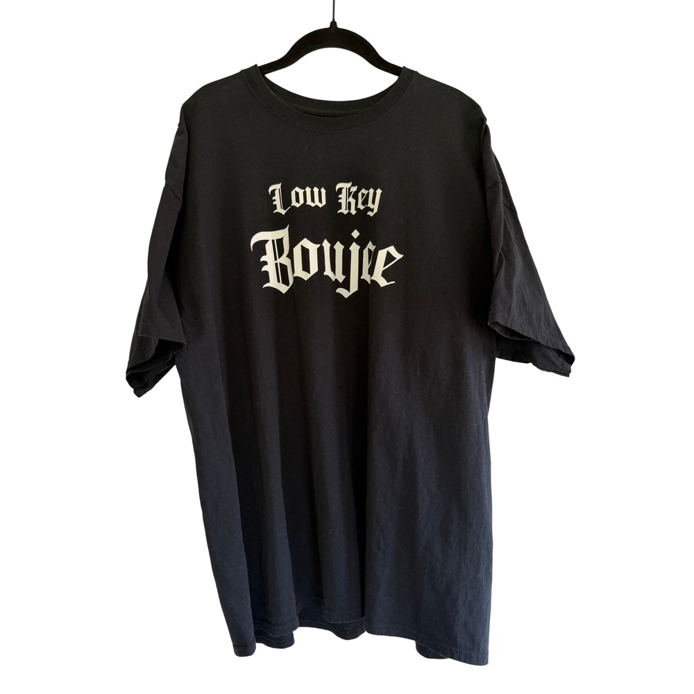 Gildan Low‎ Key Boujee Graphic T-Shirt Black Old English Font 2XL Streetwear Tee